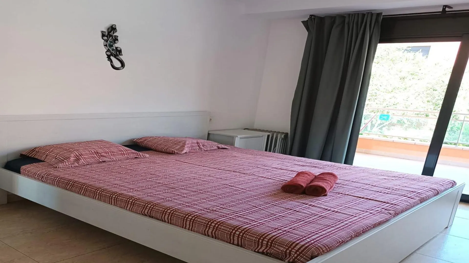 Vivalidays Francesco - Lloret De Mar - Costa Bra 0*,  Spain